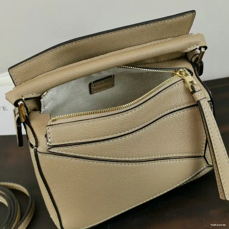 Fashionrep Loewe 2209SW0010 Bag 0823